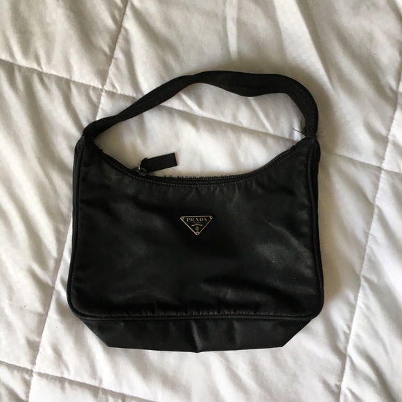 prada bag poshmark